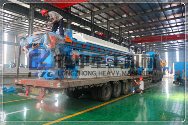 除了礦山行業(yè)，還有哪些行業(yè)需要污泥壓濾機設(shè)備？