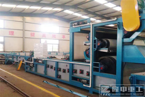 洗沙帶式壓濾機(jī)設(shè)備時(shí)產(chǎn)300噸石英石尾礦，實(shí)現(xiàn)尾砂再利用不是夢(mèng)