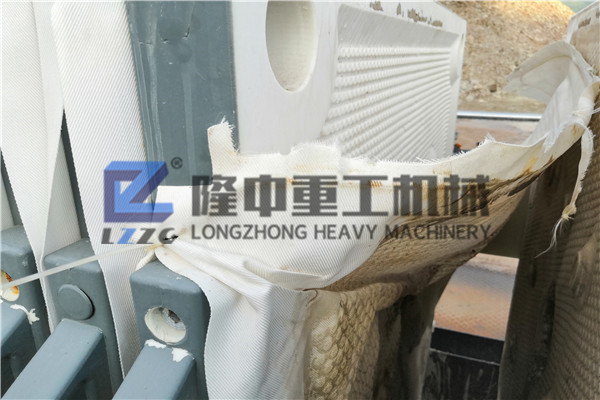 隆中細(xì)砂回收設(shè)備 板框壓濾機(jī)的改進(jìn)之處 隆中細(xì)砂回收設(shè)備 板框壓濾機(jī)的改進(jìn)之處