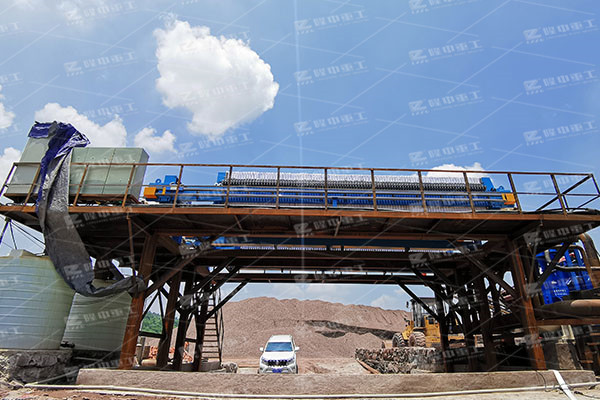 污泥壓濾機污水變清水，環(huán)保達標直接排放